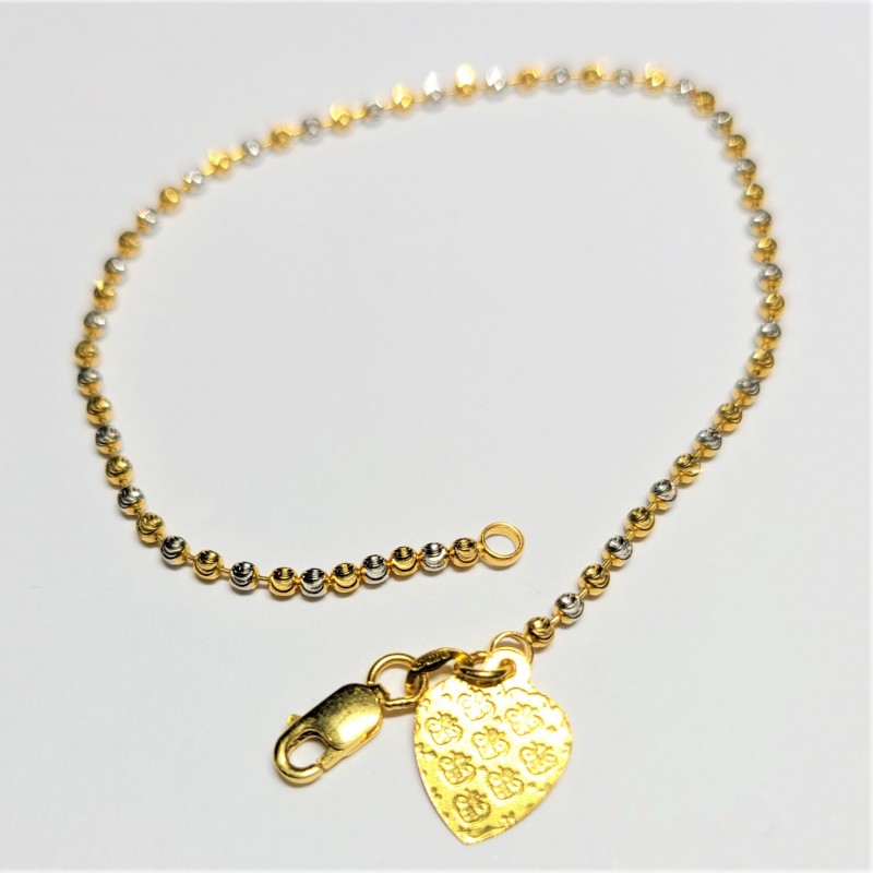 White and yellow bead bracelet